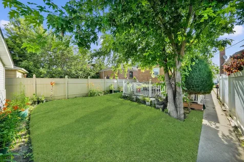 6228 South Menard Avenue Chicago IL 60638