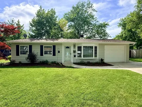 99 Circle Drive Montgomery IL 60538