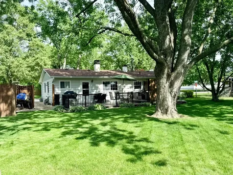99 Circle Drive Montgomery IL 60538