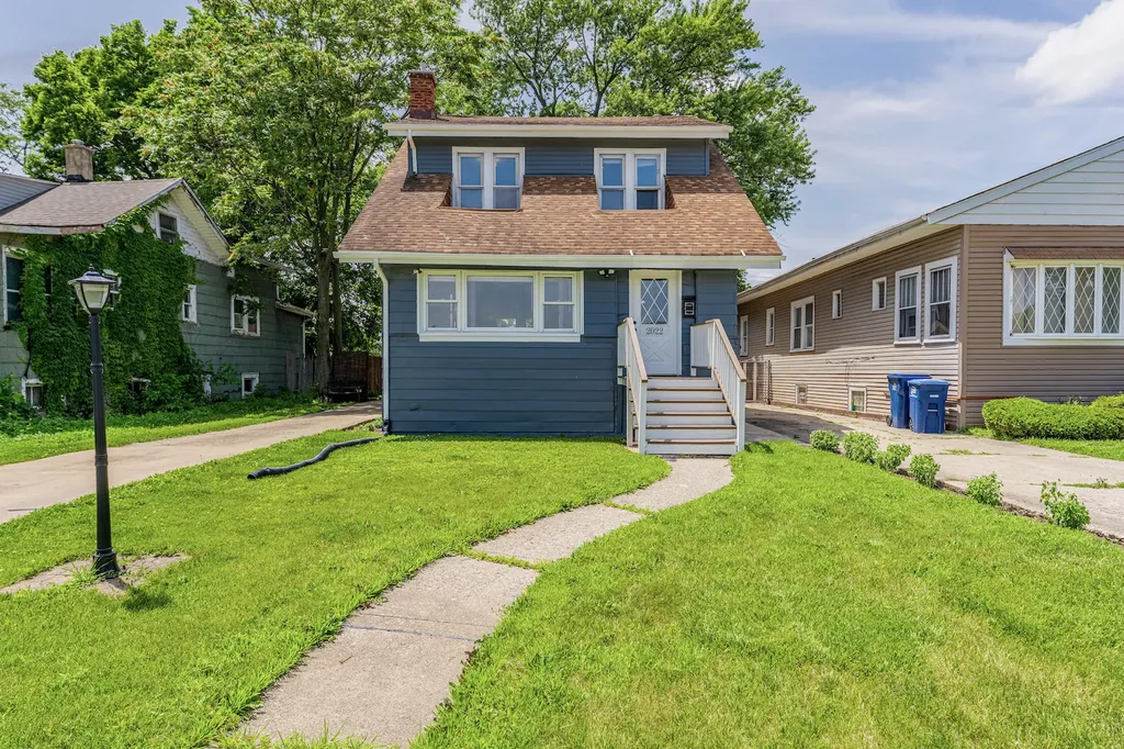 2022 South 1st Avenue Maywood IL 60153