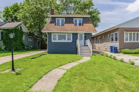 2022 South 1st Avenue Maywood IL 60153