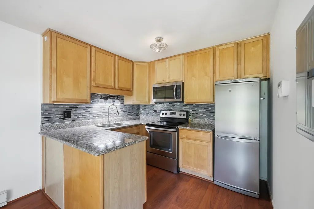 4439 Arbor Circle Downers Grove IL 60515