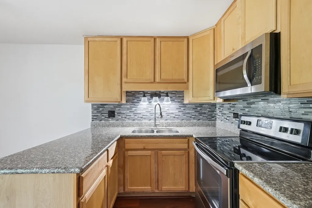 4439 Arbor Circle Downers Grove IL 60515