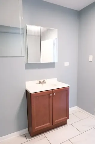 4880 North Marine Drive Chicago IL 60640