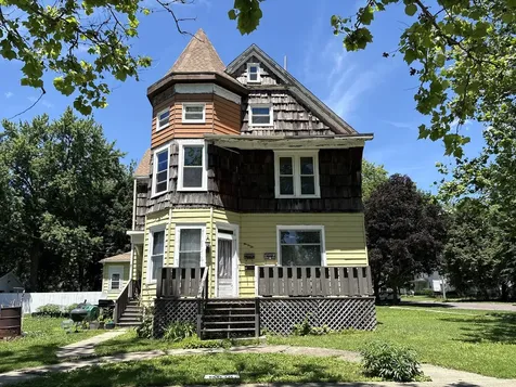 526 East 9th Street Gibson City IL 60936