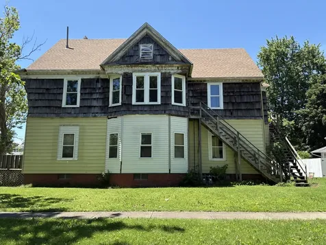 526 East 9th Street Gibson City IL 60936
