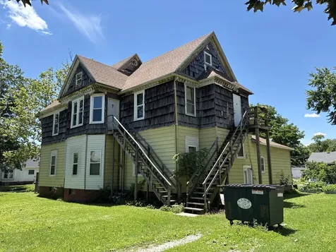 526 East 9th Street Gibson City IL 60936