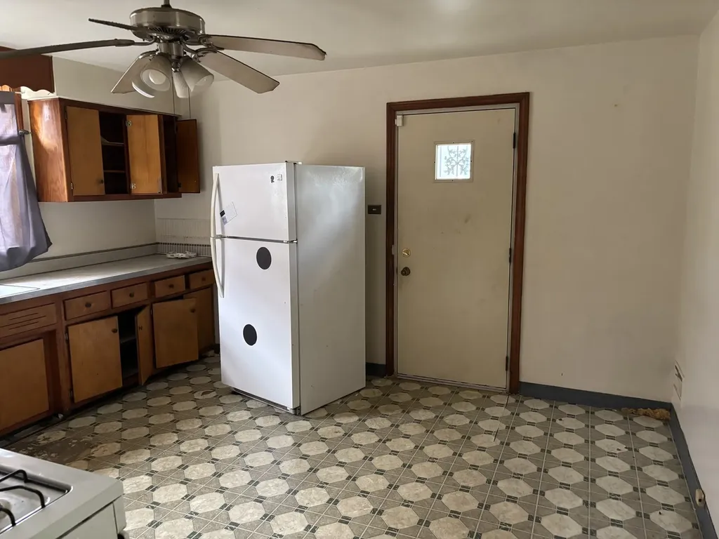 9114 South Ellis Avenue Chicago IL 60619