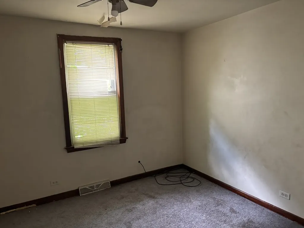 9114 South Ellis Avenue Chicago IL 60619