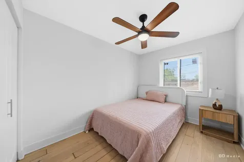 8541 South Givins Court Chicago IL 60620