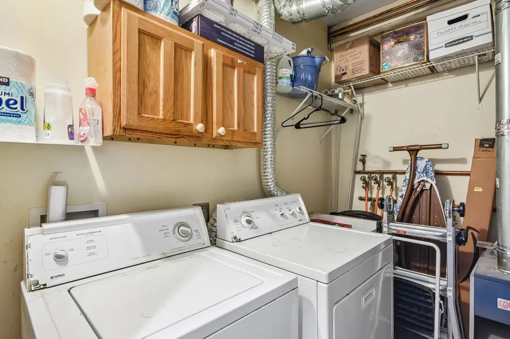 1618 North Burling Street Chicago IL 60614