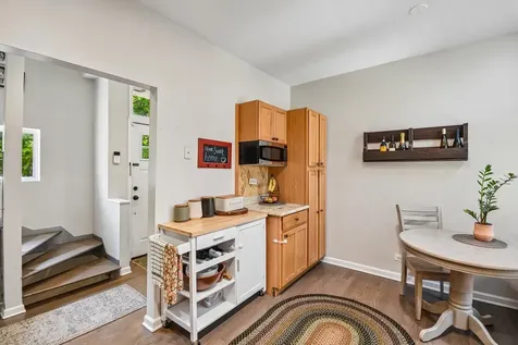 1618 North Burling Street Chicago IL 60614
