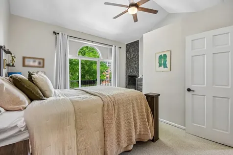 1618 North Burling Street Chicago IL 60614