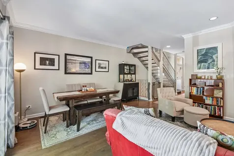1618 North Burling Street Chicago IL 60614