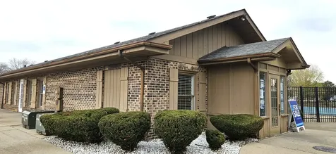 57 Curricle Road Wheeling IL 60090