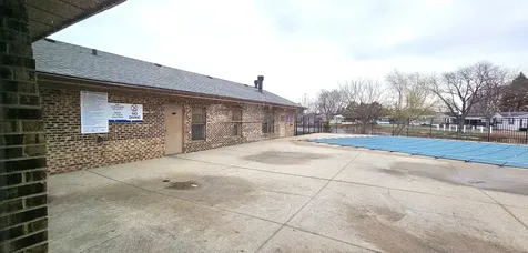 57 Curricle Road Wheeling IL 60090