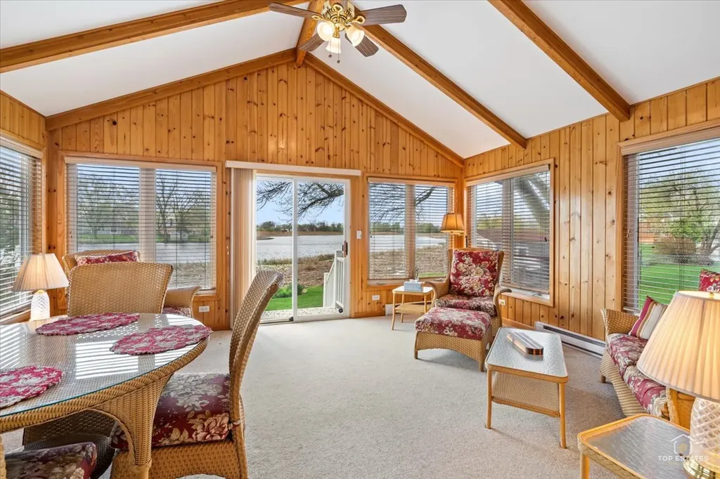 2025 Ivy Court Schaumburg IL 60194