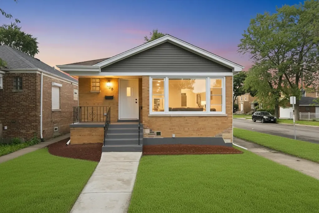 258 East 107th Street Chicago IL 60628