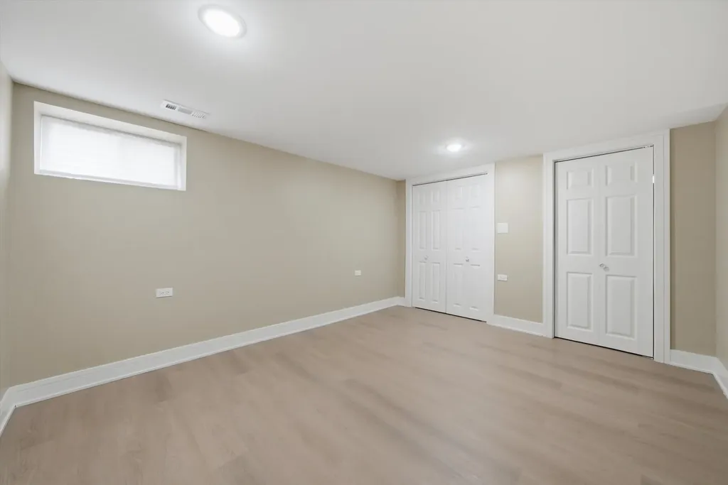 258 East 107th Street Chicago IL 60628