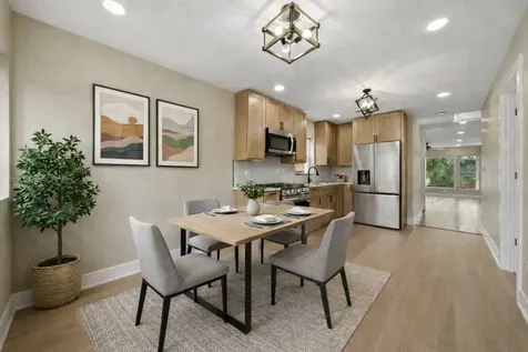 258 East 107th Street Chicago IL 60628