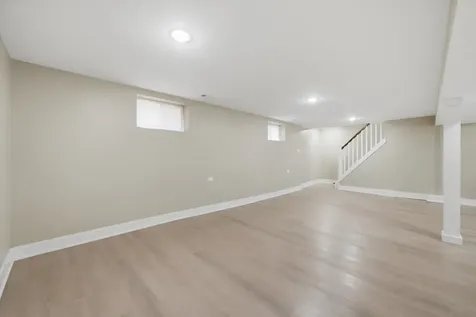 258 East 107th Street Chicago IL 60628