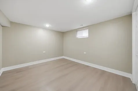 258 East 107th Street Chicago IL 60628