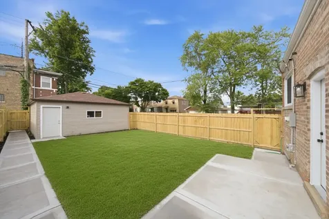 258 East 107th Street Chicago IL 60628