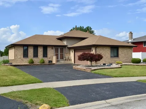 2926 195TH Street Lynwood IL 60411