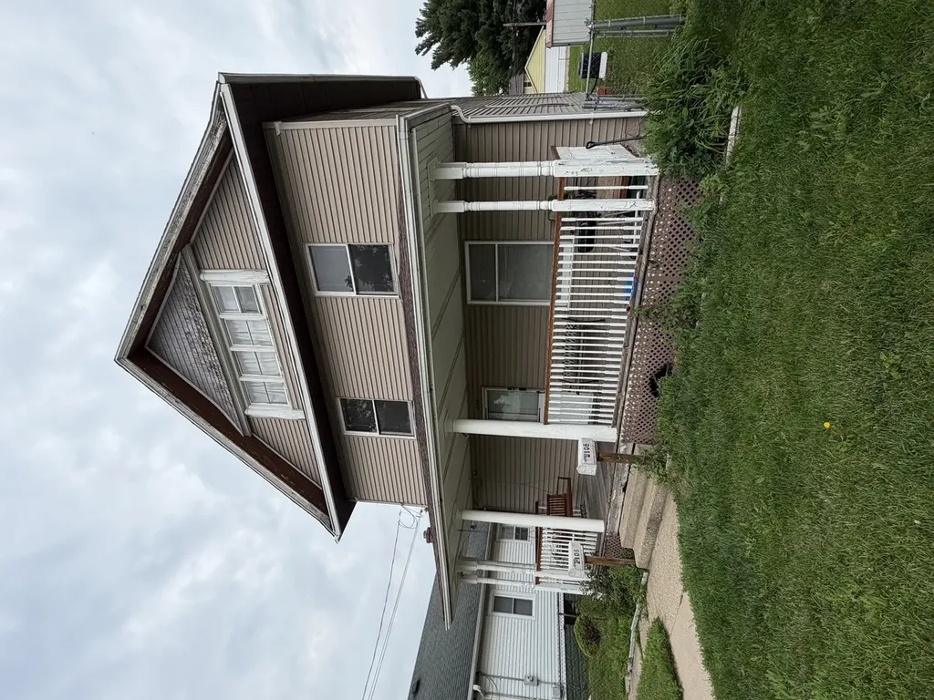 2108 20TH Avenue Rockford IL 61104
