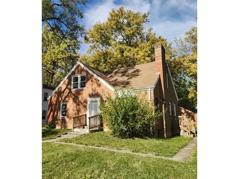 289 West 16th Street Chicago Heights IL 60411