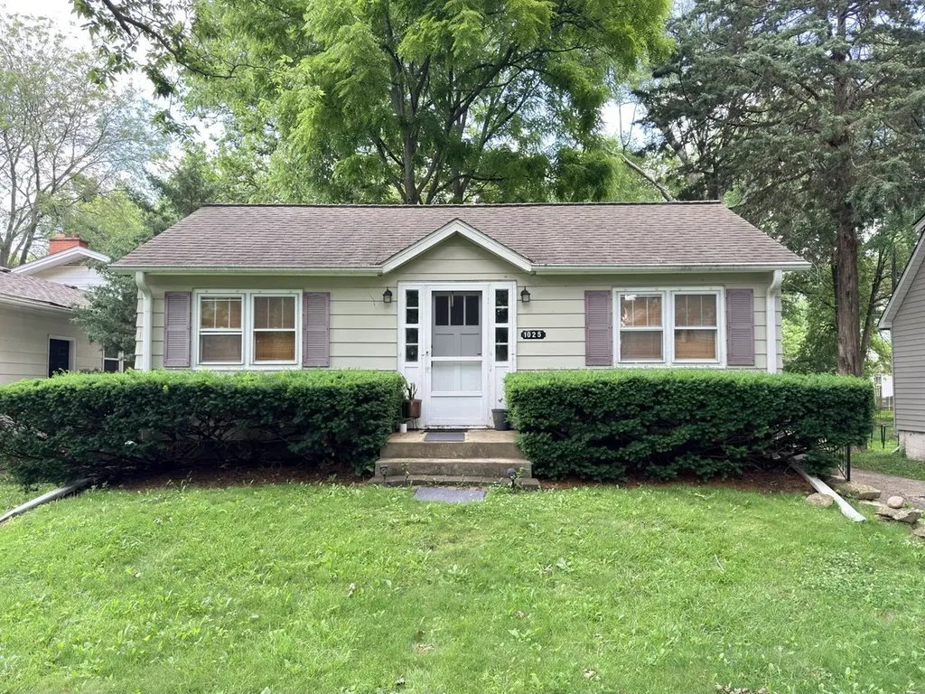 1025 Kendall Street Geneva IL 60134