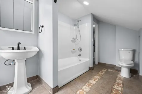 116 North Hickory Street Joliet IL 60435