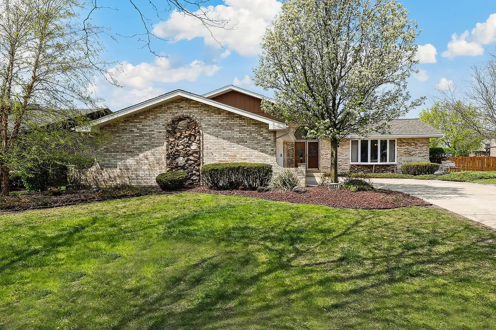 15622 South Trailside Drive Homer Glen IL 60491