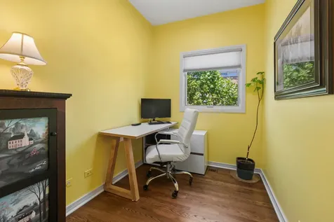 453 West Blackhawk Street Chicago IL 60610
