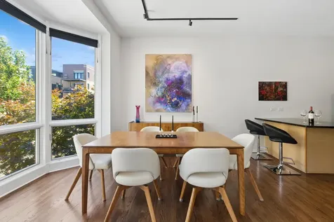 453 West Blackhawk Street Chicago IL 60610