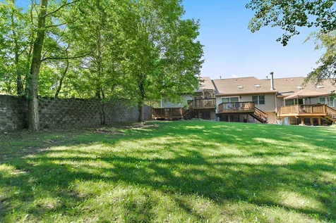 609 River Bluff Drive Carpentersville IL 60110