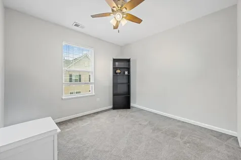 300 Lionel Drive Grayslake IL 60030