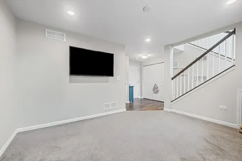 300 Lionel Drive Grayslake IL 60030