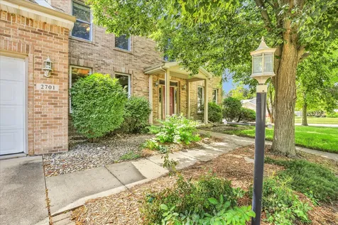2701 Summerhill Lane Champaign IL 61822