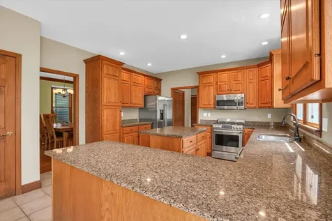2701 Summerhill Lane Champaign IL 61822