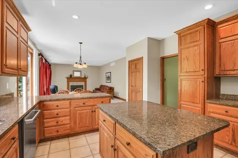 2701 Summerhill Lane Champaign IL 61822