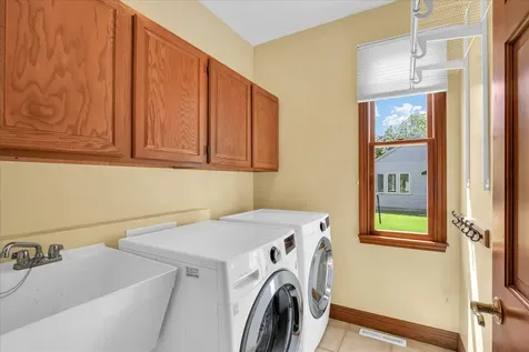 2701 Summerhill Lane Champaign IL 61822