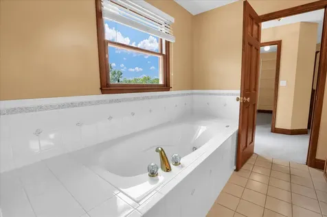 2701 Summerhill Lane Champaign IL 61822