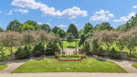 2701 Summerhill Lane Champaign IL 61822