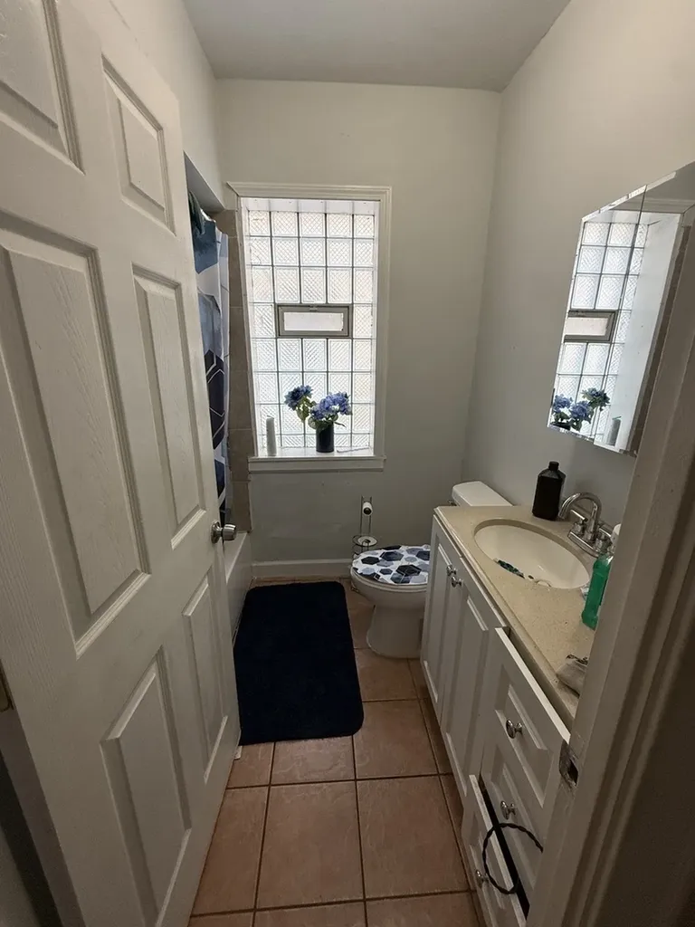 7544 South Sangamon Street Chicago IL 60620
