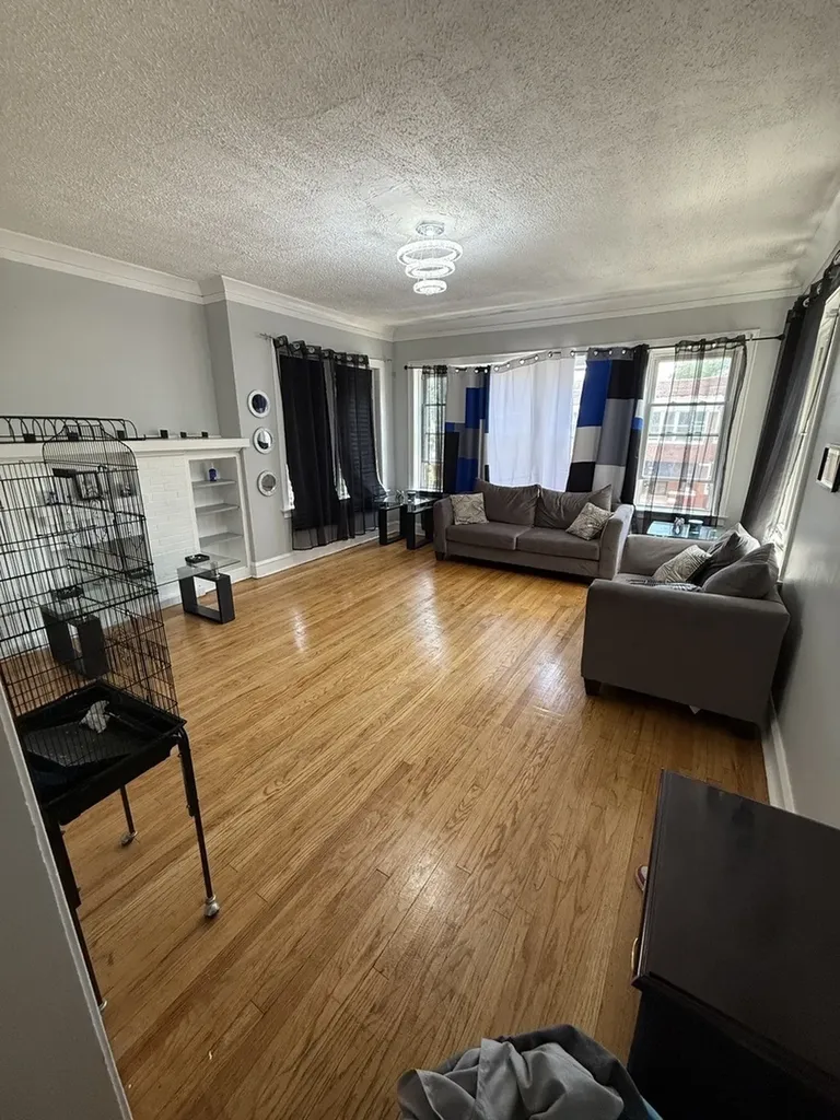 7544 South Sangamon Street Chicago IL 60620