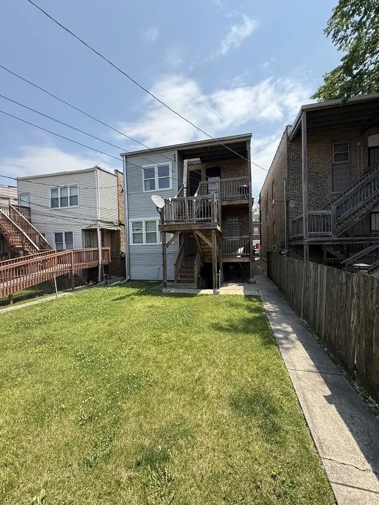 7544 South Sangamon Street Chicago IL 60620