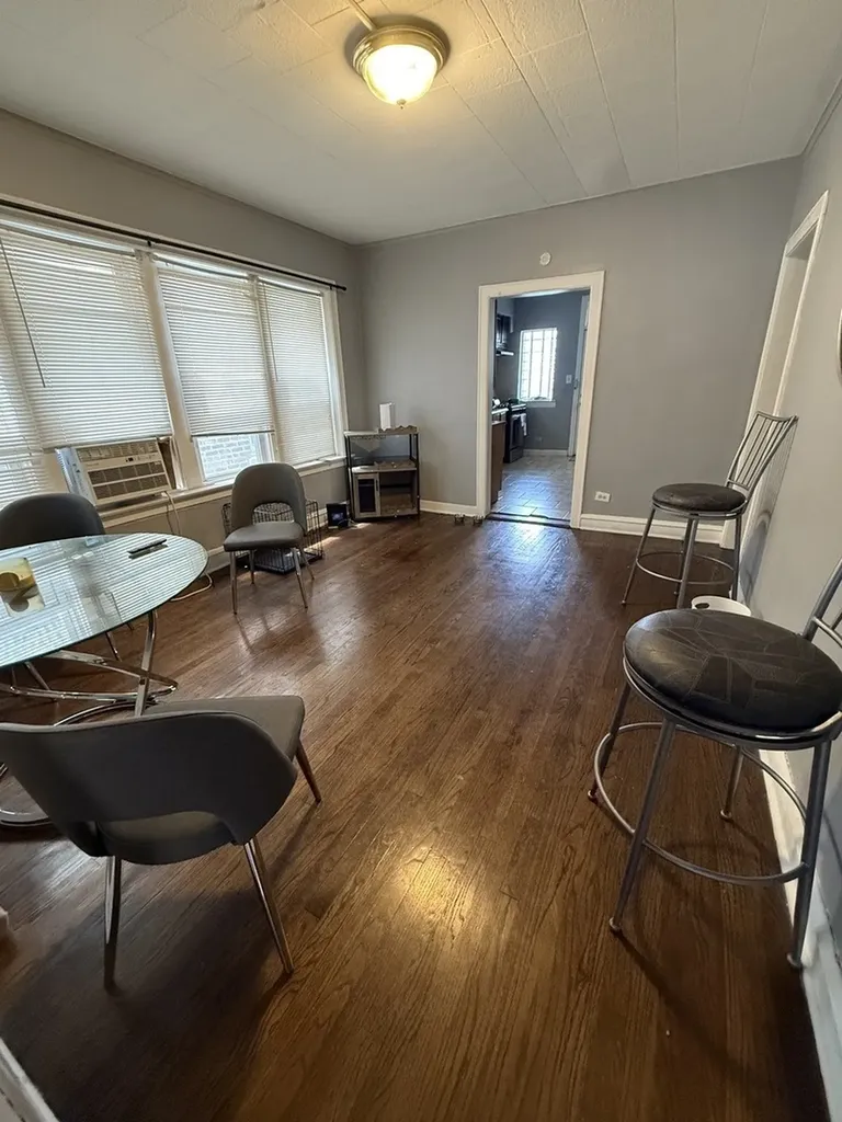 7544 South Sangamon Street Chicago IL 60620