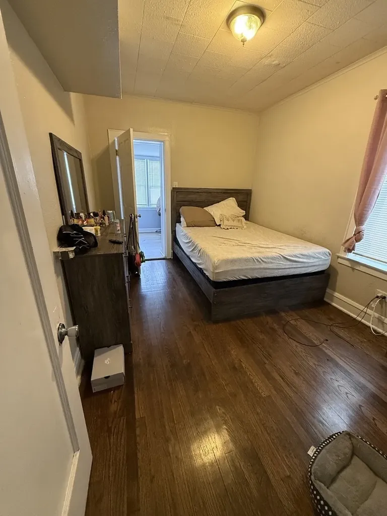 7544 South Sangamon Street Chicago IL 60620