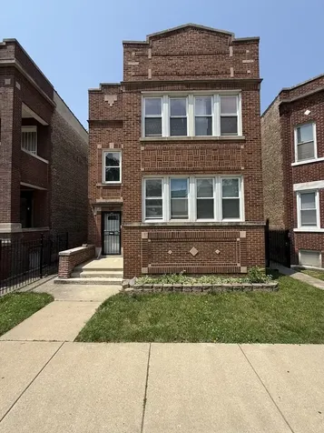 7544 South Sangamon Street Chicago IL 60620